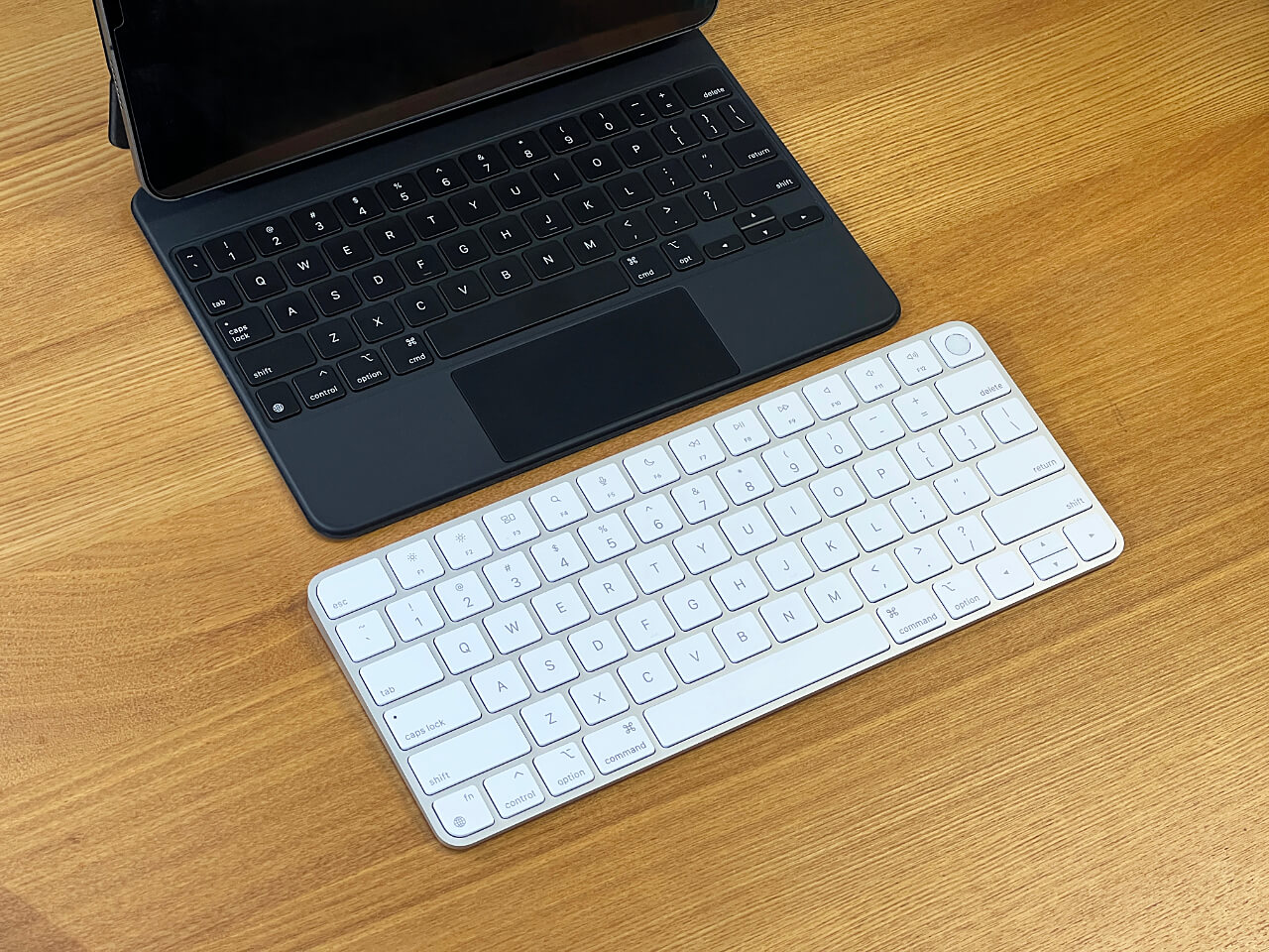 Apple - Magic Keyboard - USキーボード (英語) - Touch IDの+